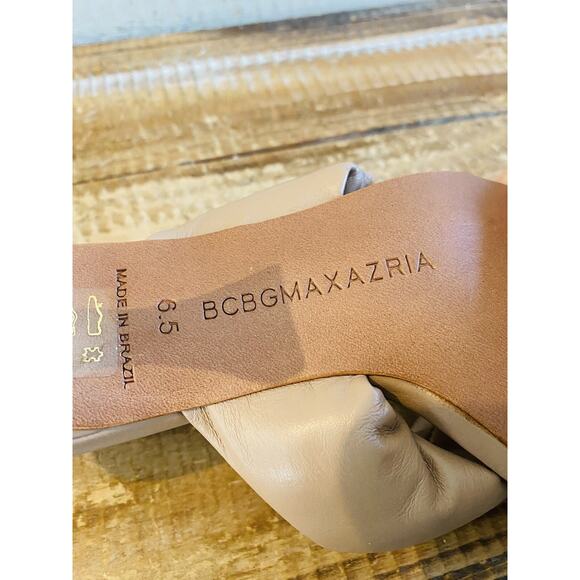 New BCBGMAXAZRIA Women's Fiona Puffy Leather Heel Sandal Square Toe sz 6.5 Nude - Picture 7 of 16